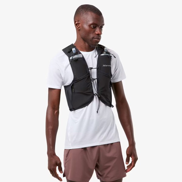 MOCHILA NNORMAL RACE VEST 5L (2024)