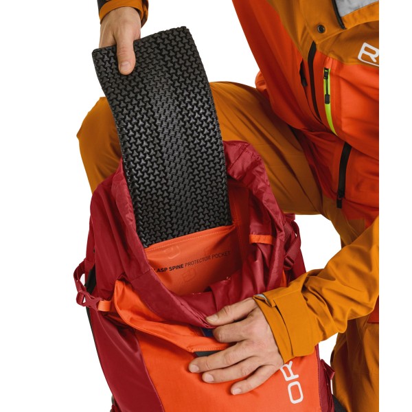 MOCHILA ORTOVOX RAVINE 28