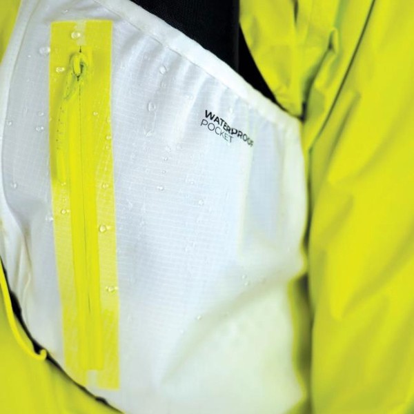 MOCHILA RAIDLIGHT RESPONSIV 8L M.M-W.L